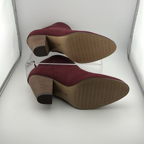 Boots Violet & Red Burgundy Wine Cutout Ankle Boho Bootie Size 7.5 Heel 3” - Picture 8 of 10